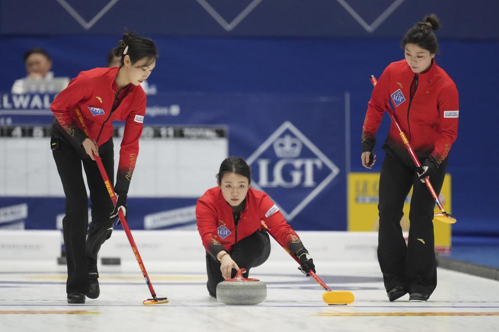 记者：迈阿密国际正与塔列雷斯就33岁阿根廷门将吉多进行谈判